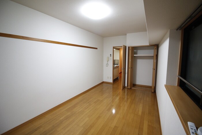 物件内観写真19　(居室)