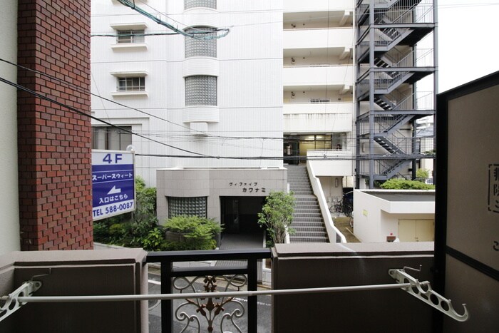 物件内観写真22　(室内からの展望)