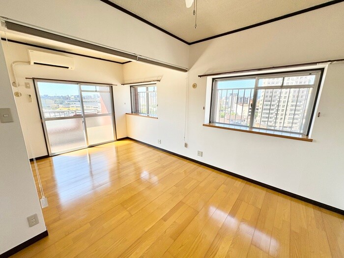 物件内観写真5　(居室)