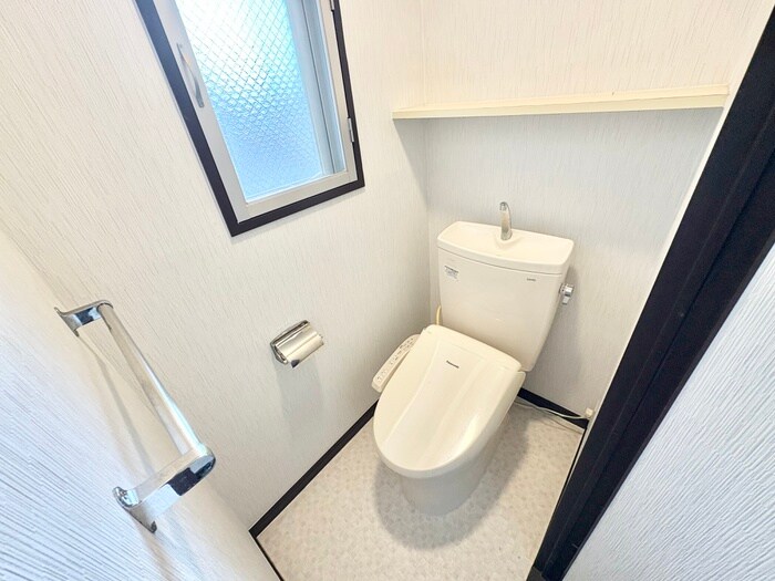 物件内観写真9　(トイレ)