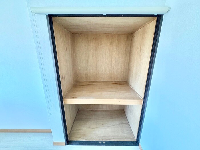 物件内観写真11　(収納)