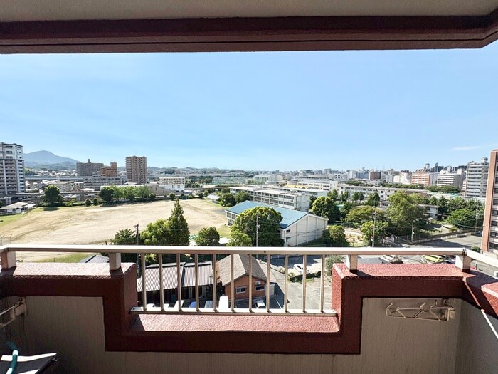 物件内観写真15　(室内からの展望)