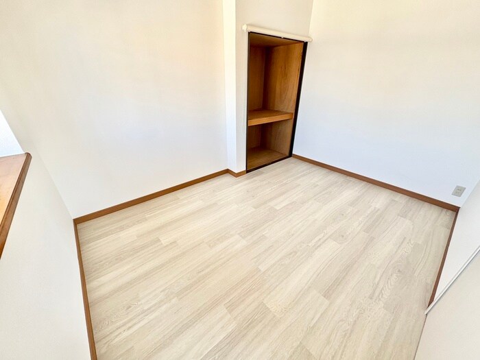 物件内観写真18　(居室)