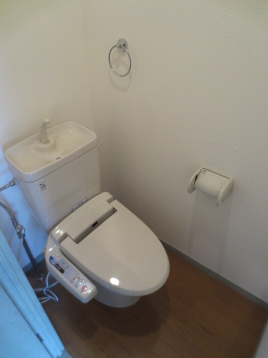 物件内観写真15　(トイレ)