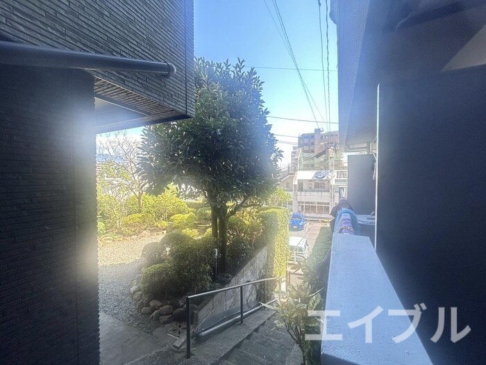 物件内観写真15　(室内からの展望)