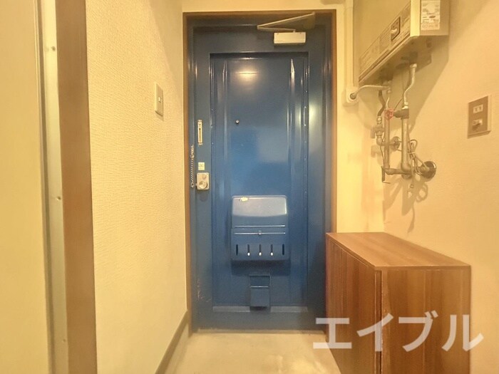 物件内観写真16　(玄関)