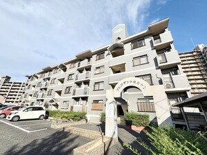 プレジデントタカヤ３外観写真