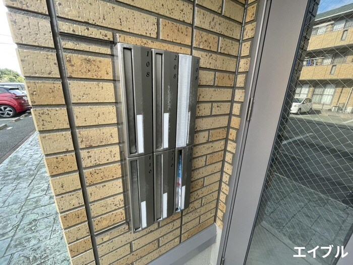 物件外観写真6　(建物設備)