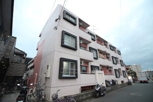 ユニバーシティKO外観写真