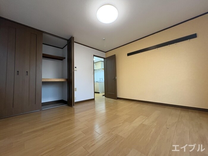 物件内観写真9　(居室)