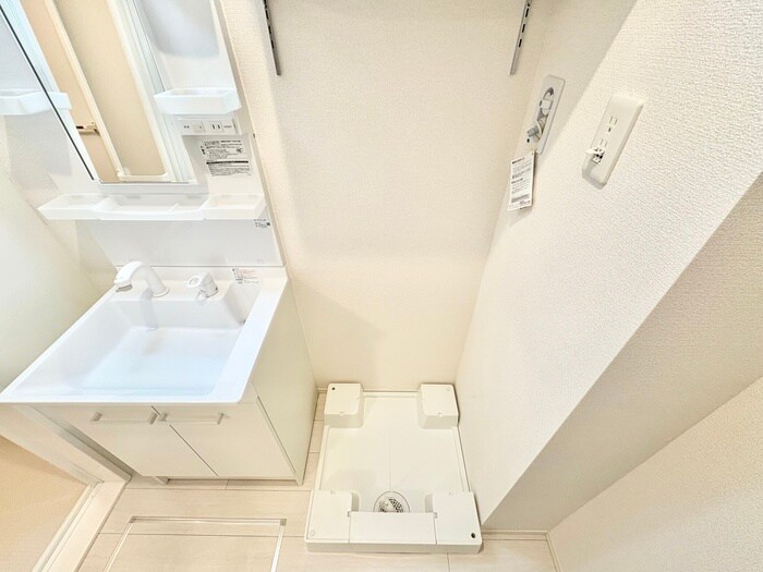 物件内観写真20　(洗濯機置場)