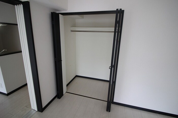 物件内観写真11　(収納)