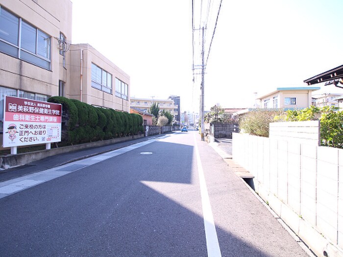 ハイツロードの周辺環境