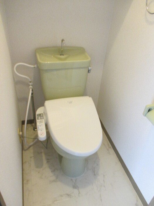 物件内観写真11　(トイレ)