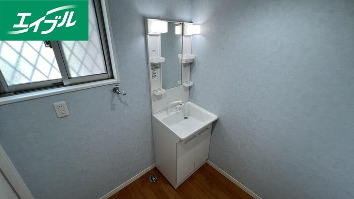 物件内観写真12　(洗面)