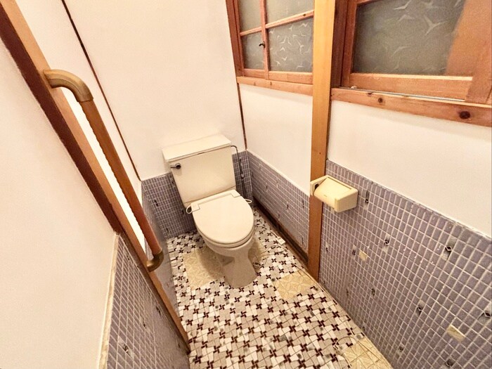 物件内観写真8　(トイレ)