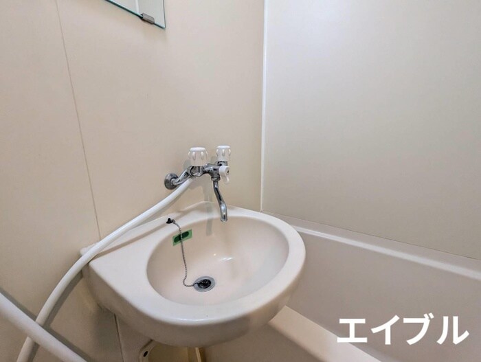 物件内観写真11　(洗面)