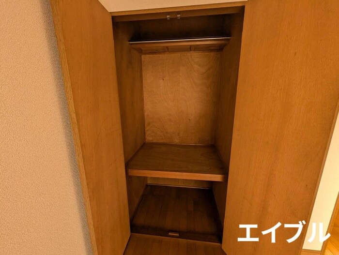 物件内観写真12　(収納)