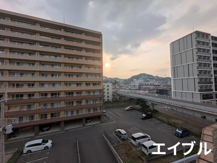 物件内観写真16　(室内からの展望)