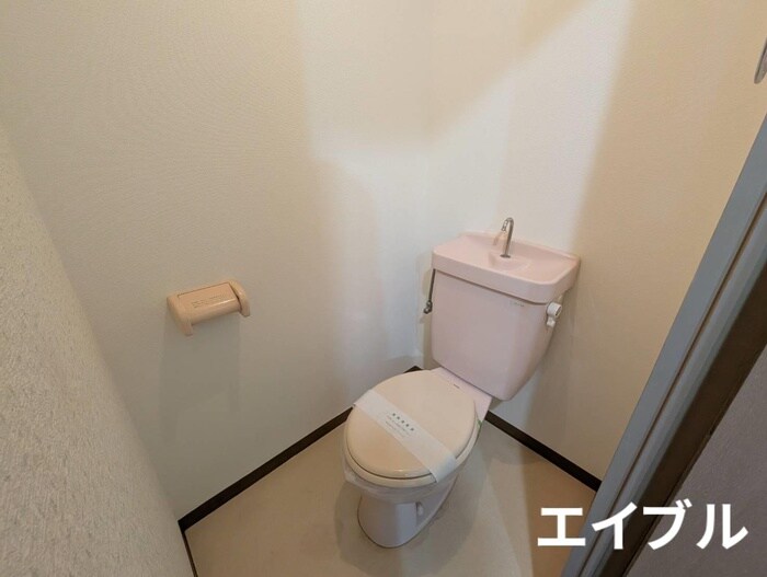 物件内観写真11　(トイレ)