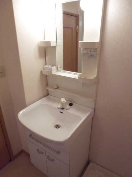 物件内観写真6　(洗面)