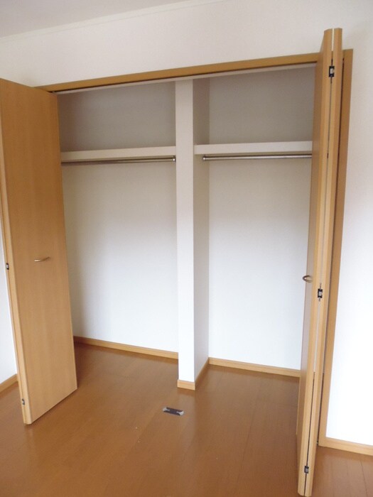 物件内観写真10　(収納)