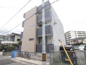 レグルス春日外観写真