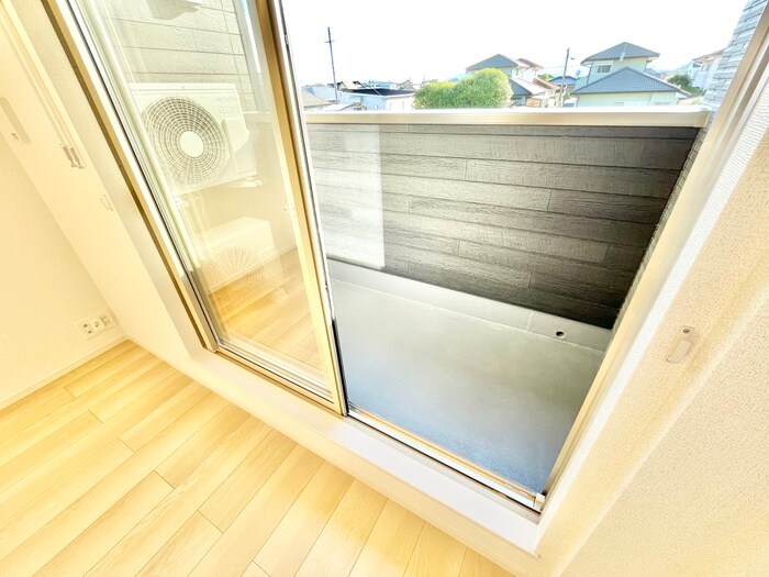 物件内観写真12　(ベランダ・バルコニー)