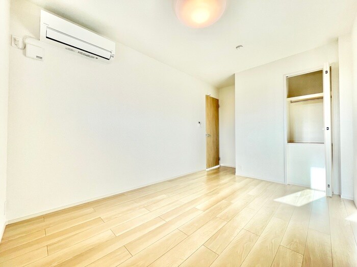 物件内観写真16　(内観写真)