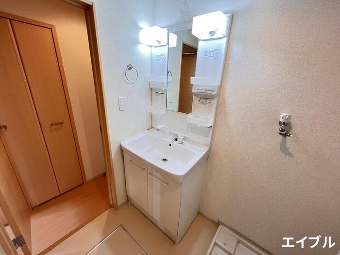 物件内観写真8　(洗面)