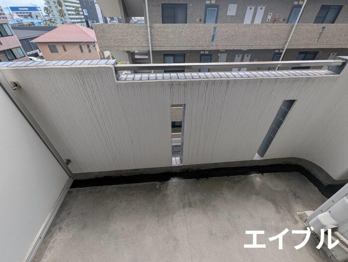 物件内観写真13　(ベランダ・バルコニー)