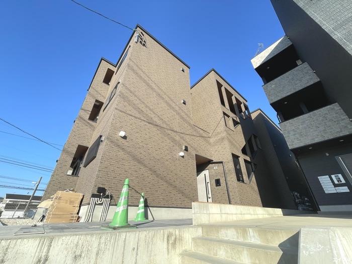 物件外観写真6　(外観写真)