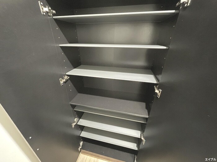 物件内観写真13　(靴箱)