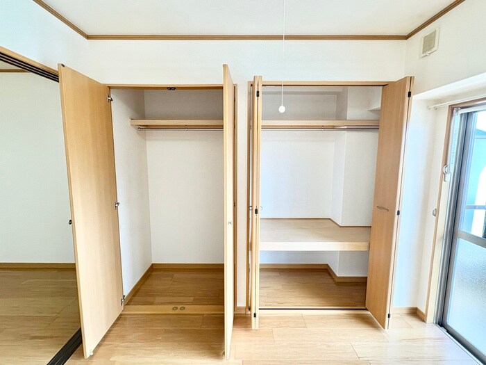 物件内観写真16　(収納)