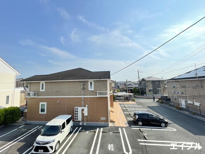 物件内観写真15　(室内からの展望)