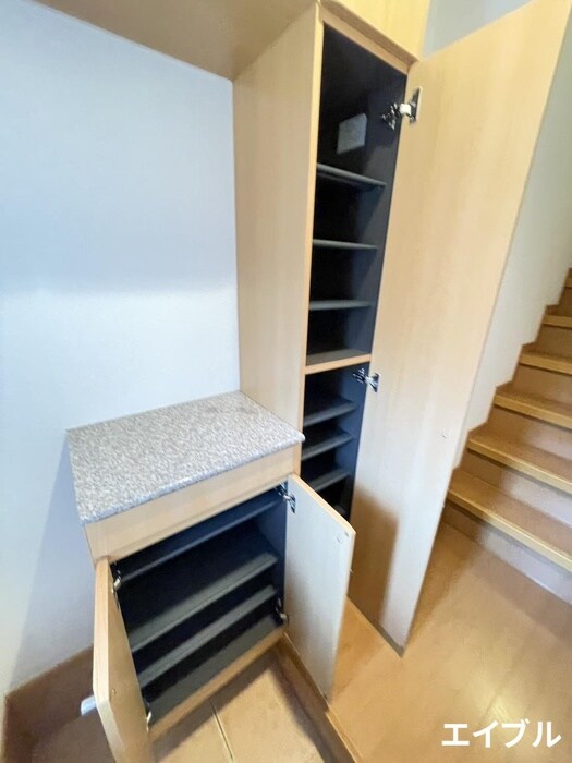 物件内観写真17　(靴箱)