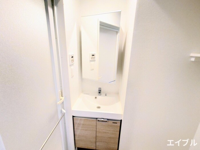 物件内観写真11　(洗面)