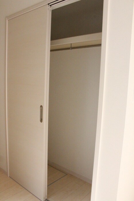 物件内観写真13　(収納)