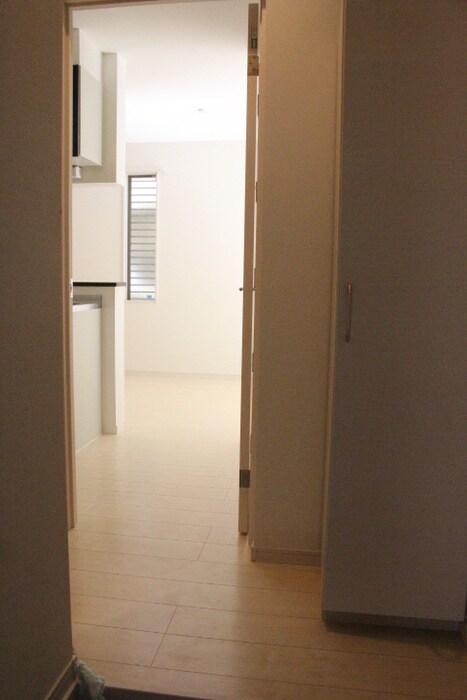 物件内観写真15　(廊下)