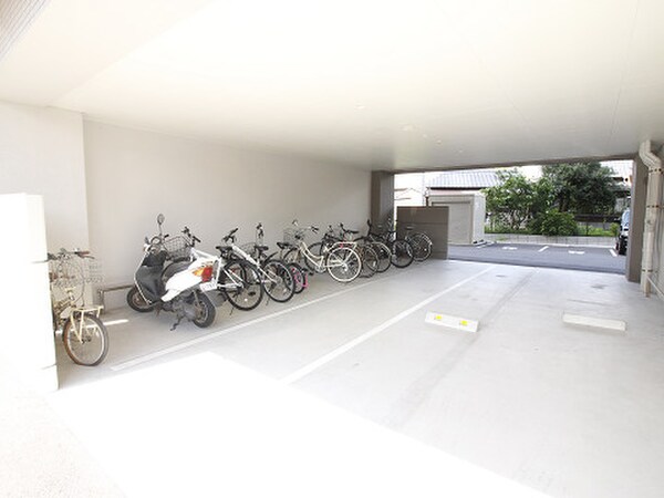 駐輪場