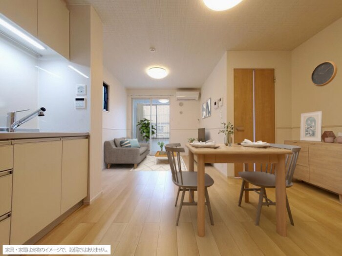 物件内観写真2　(居室)