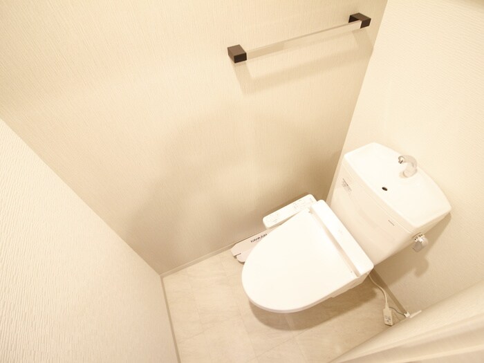 物件内観写真11　(トイレ)