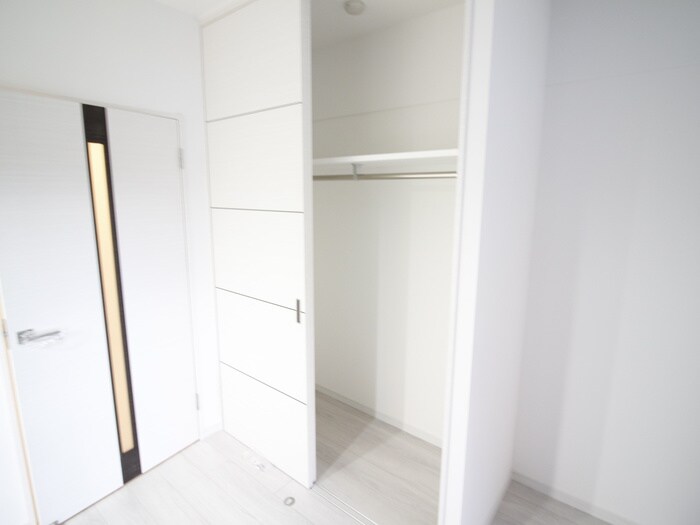 物件内観写真12　(収納)