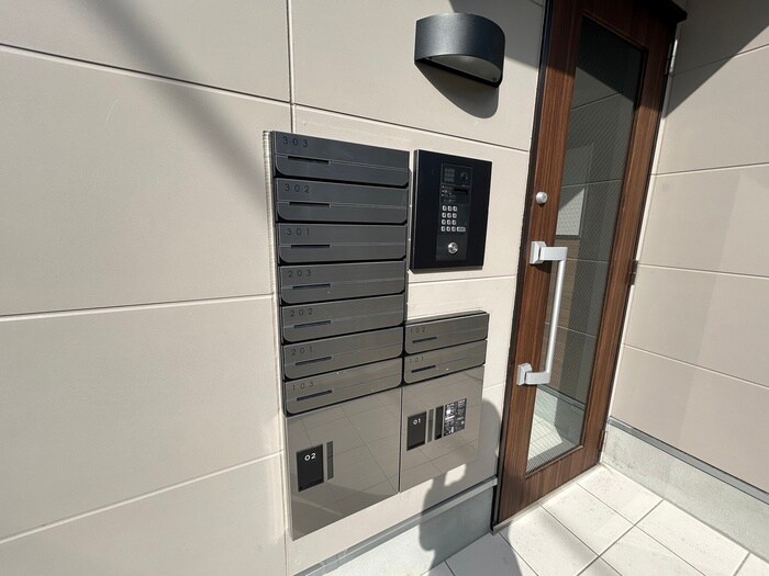 物件外観写真4　(建物設備)