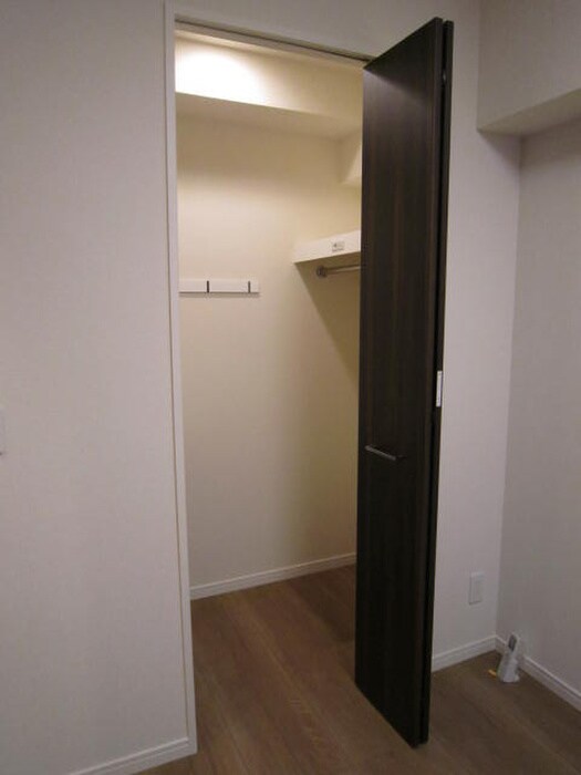 物件内観写真13　(収納)