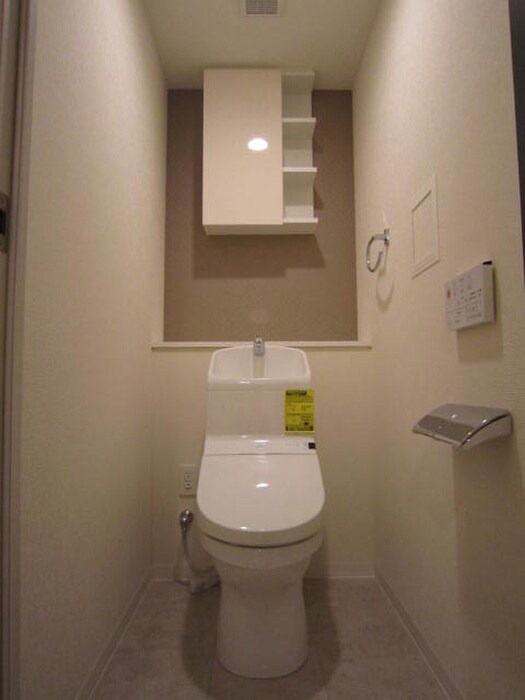 物件内観写真15　(トイレ)