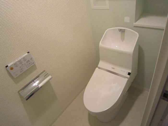 物件内観写真15　(トイレ)