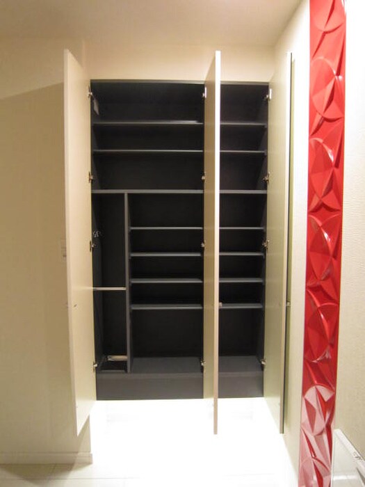 物件内観写真15　(靴箱)