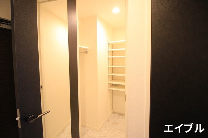 物件内観写真16　(靴箱)