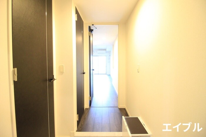 物件内観写真17　(廊下)